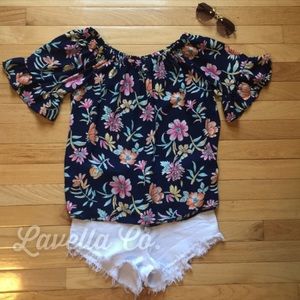 🌟SALE Floral off shoulder flow top, xs